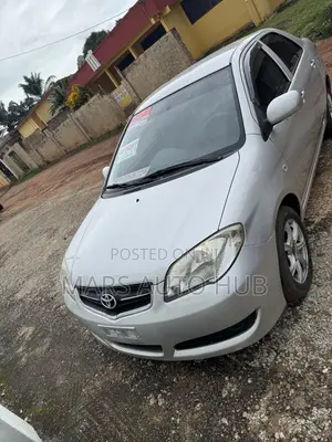 Toyota Vios 2010 Silver