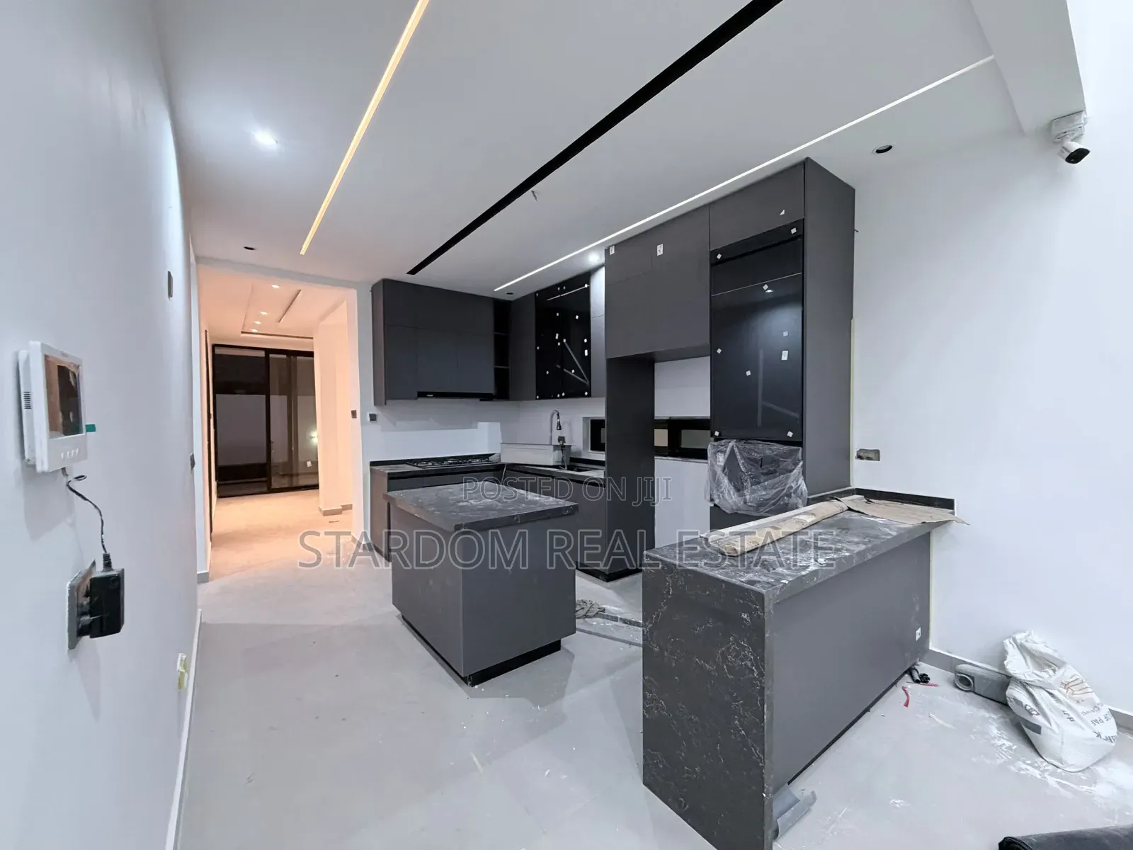4bdrm Duplex in Nanakrom, School Junction for sale