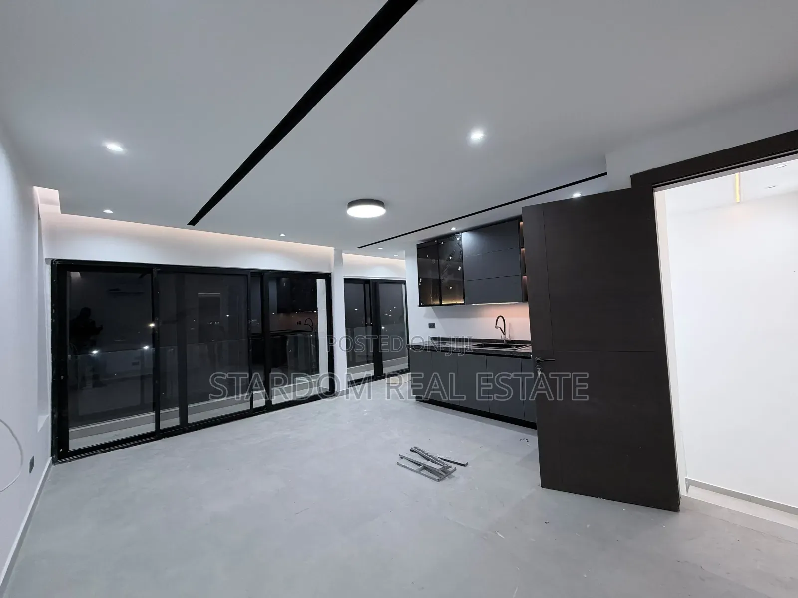 4bdrm Duplex in Nanakrom, School Junction for sale