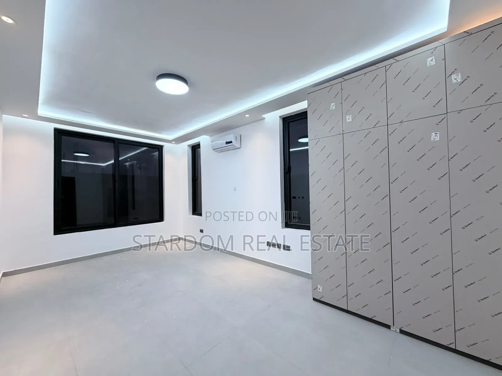 4bdrm Duplex in Nanakrom, School Junction for sale