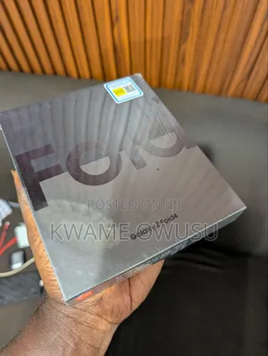 New Samsung Galaxy Z Fold4 512 GB Black