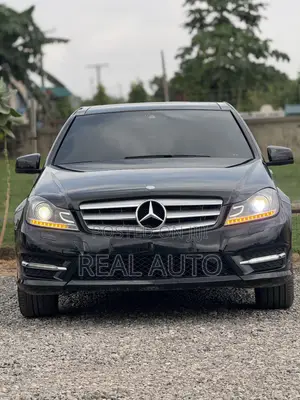 Mercedes-Benz C250 2014 Black