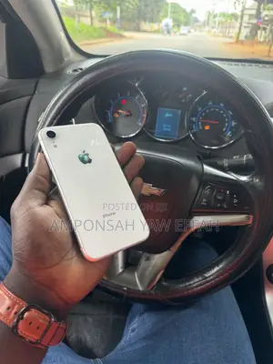 Apple iPhone XR 256 GB White