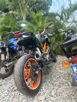 KTM 2017 Orange