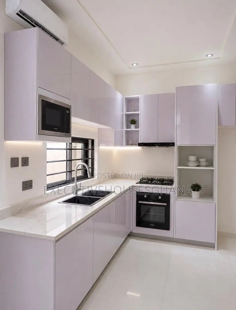3bdrm House in Executivehousesghana, Lake Side Estate for sale