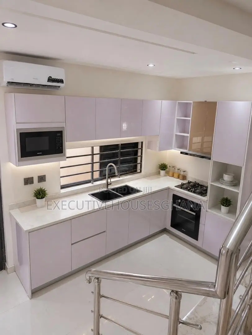 3bdrm House in Executivehousesghana, Lake Side Estate for sale