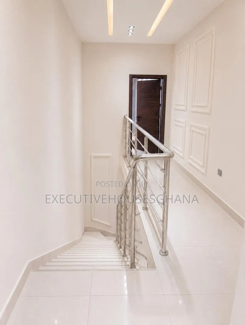 3bdrm House in Executivehousesghana, Lake Side Estate for sale