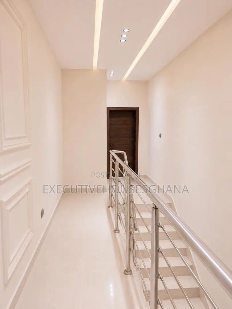 3bdrm House in Executivehousesghana, Lake Side Estate for sale
