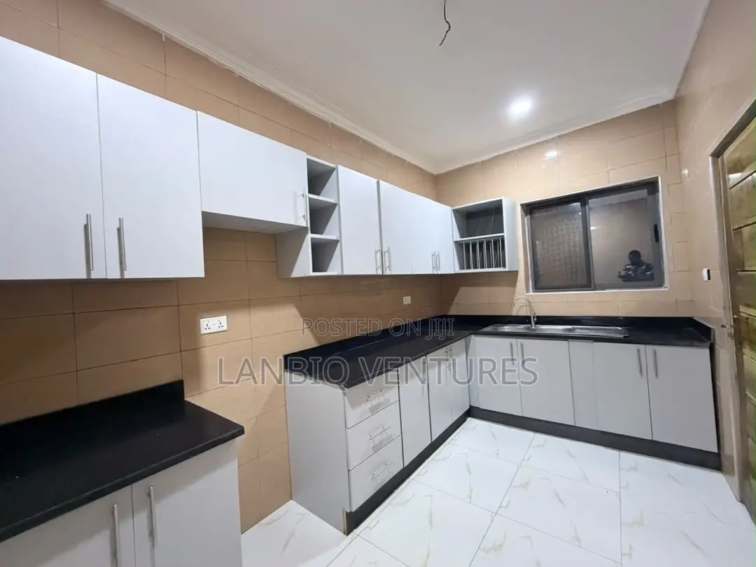 2bdrm Apartment in East Legon for rent