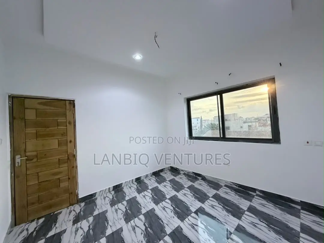 2bdrm Apartment in East Legon for rent