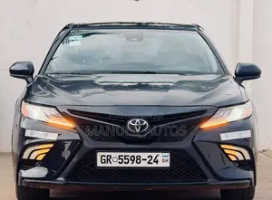 Toyota Camry SE 4dr Sedan (2.5L 4cyl 6A) 2017 Black