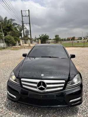 Mercedes-Benz C250 2013 Black
