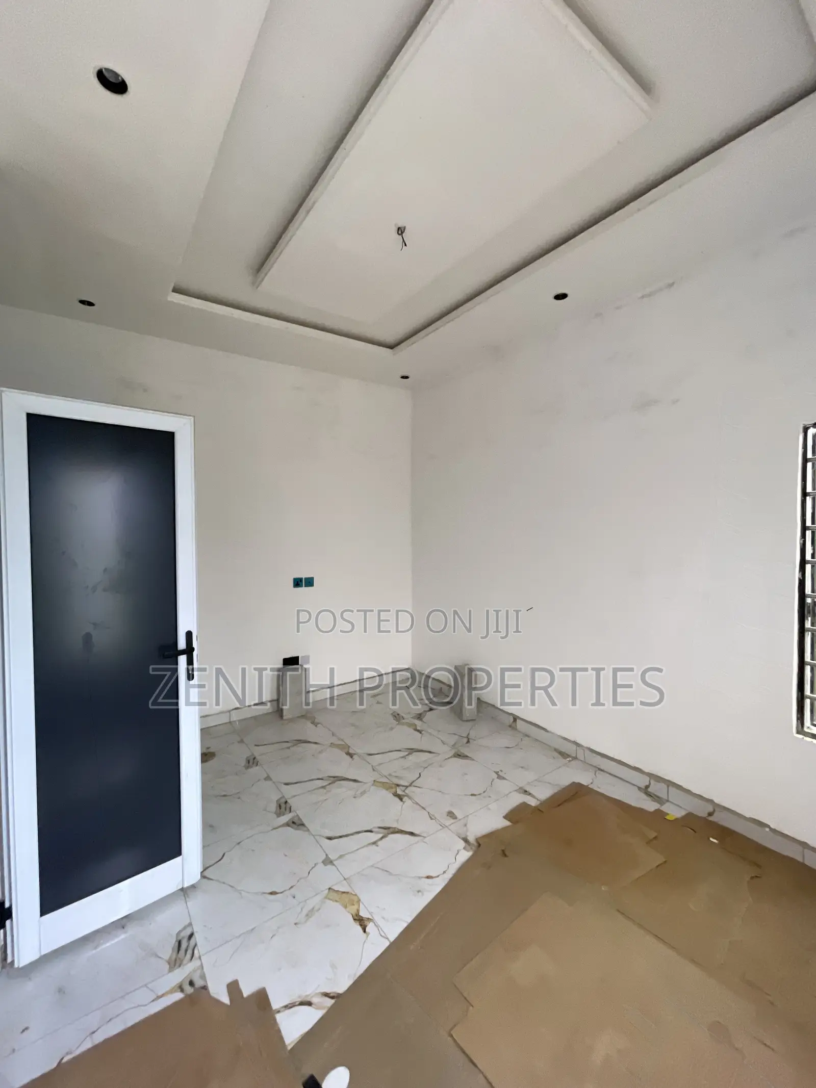 5bdrm Townhouse/Terrace in Zenith Properties, Round About for sale