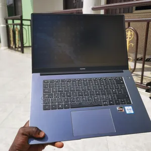 Laptop Huawei Matebook D 15 8GB AMD Ryzen SSD 256GB