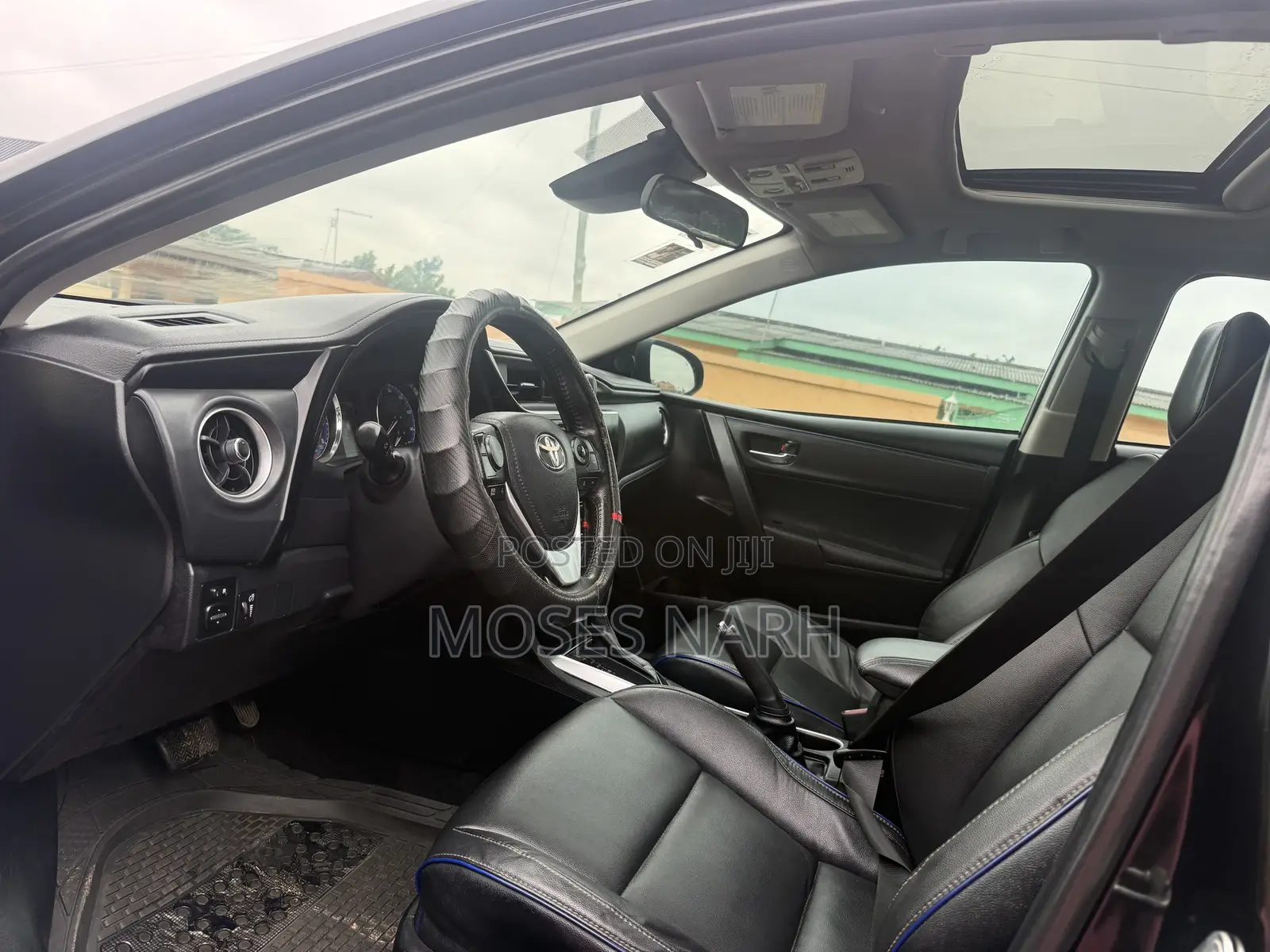 Toyota Corolla XSE (1.8L 4cyl 2A) 2019 Black