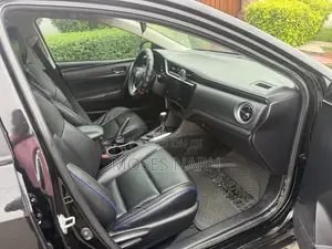 Toyota Corolla XSE (1.8L 4cyl 2A) 2019 Black