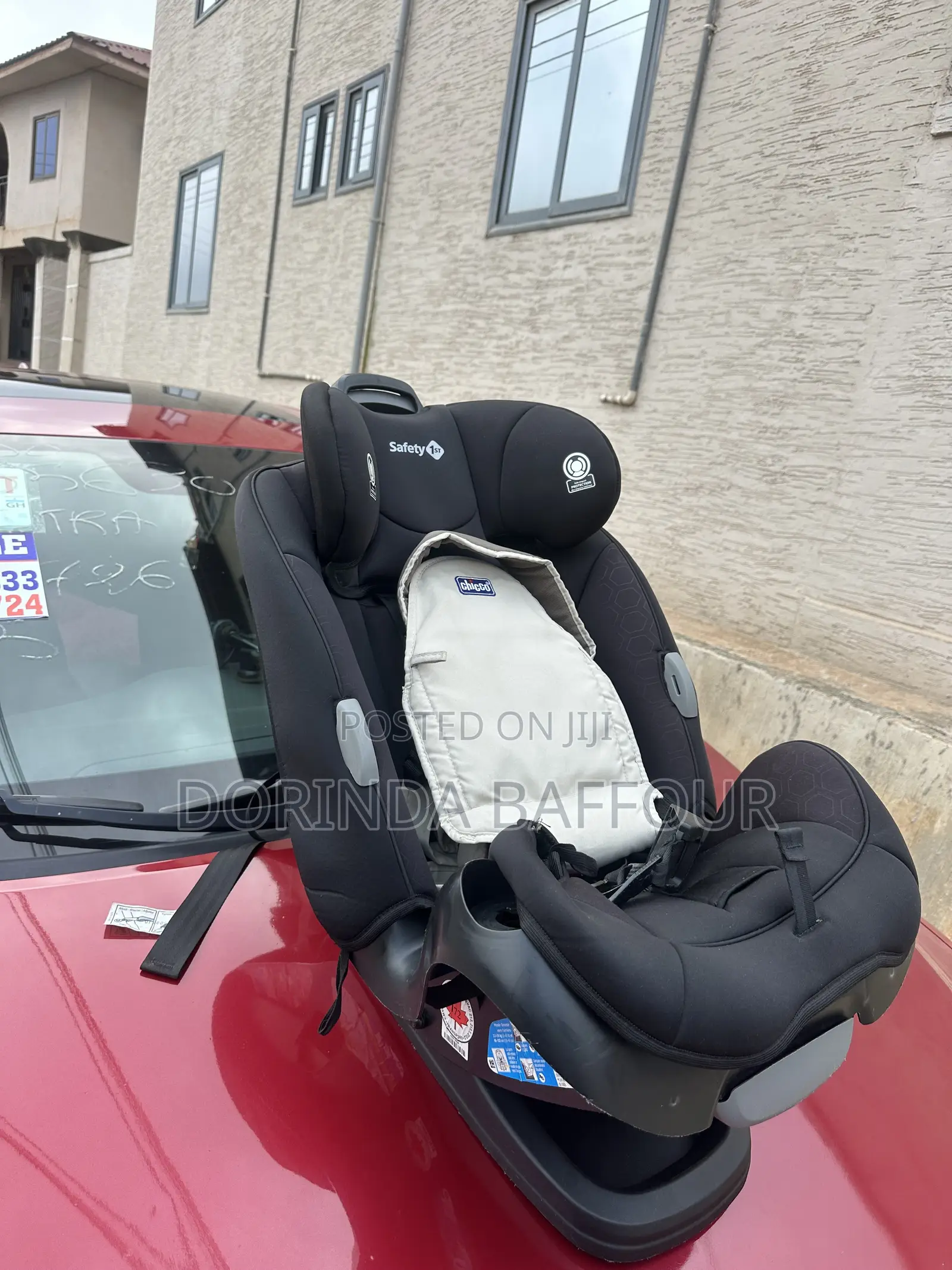 Chicco Child Car Seat – Excellent Condition