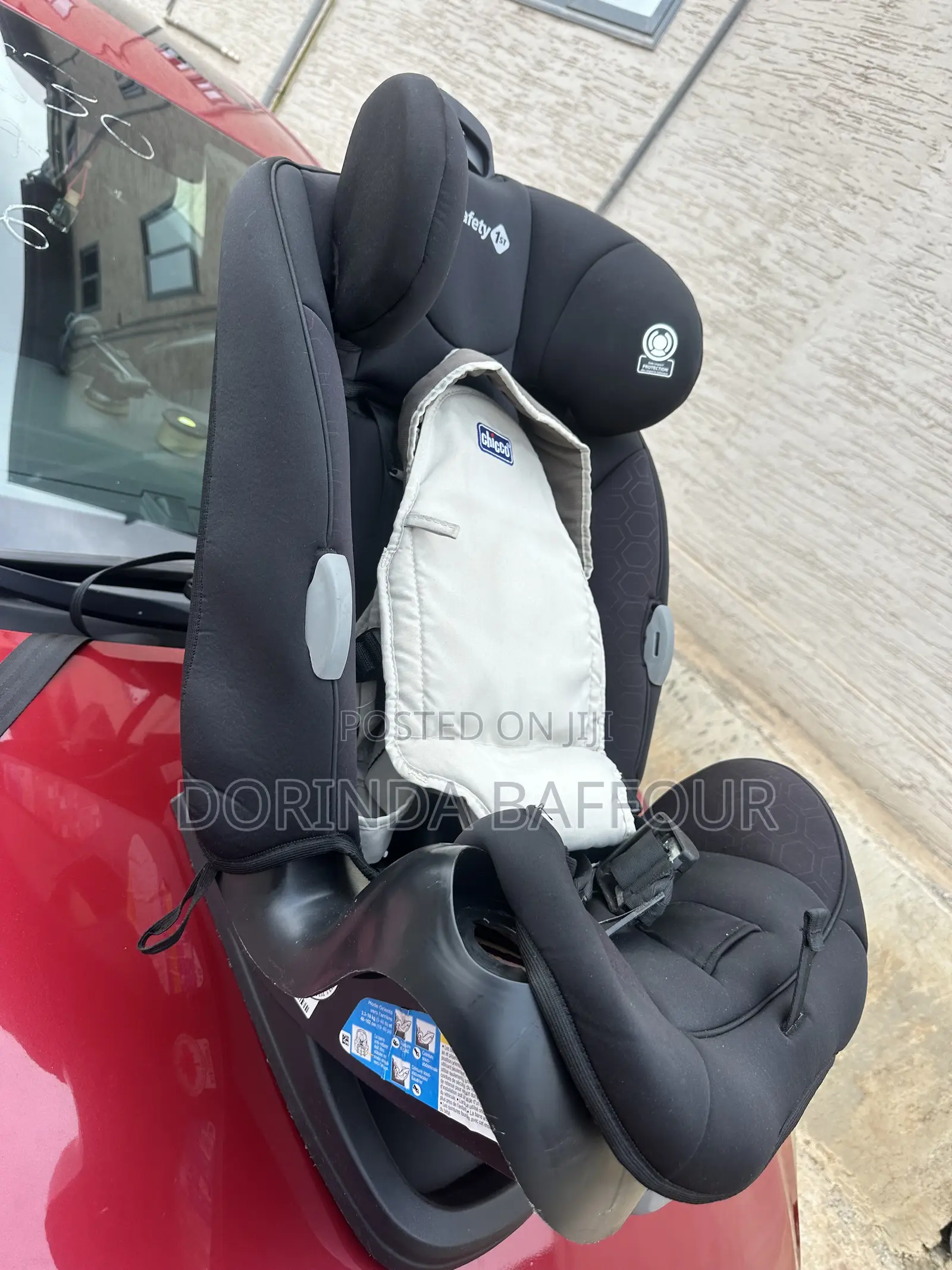 Chicco Child Car Seat – Excellent Condition