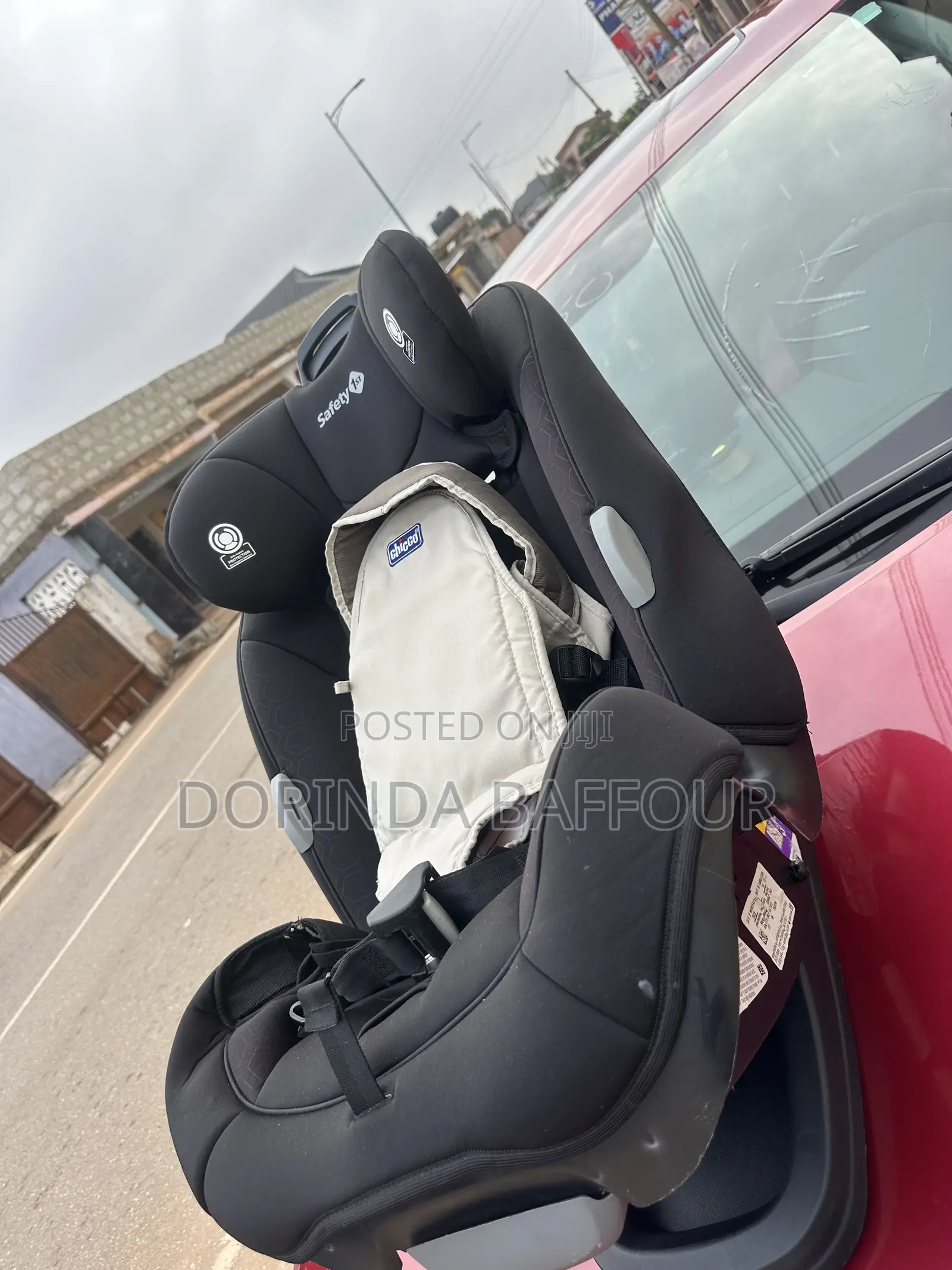 Chicco Child Car Seat – Excellent Condition