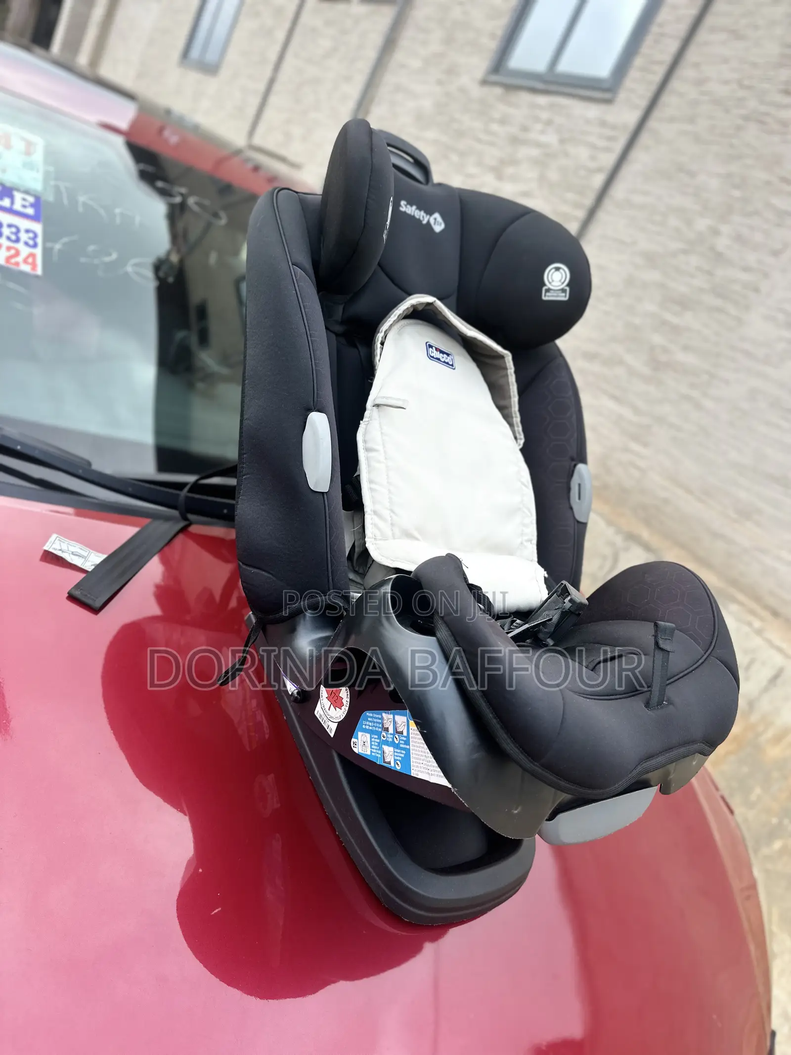 Chicco Child Car Seat – Excellent Condition