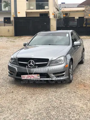 Mercedes-Benz C300 2012 Gray