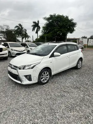 Toyota Yaris L Hatchback 5dr 2014 White