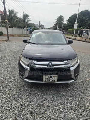 Mitsubishi Outlander 2017 Black