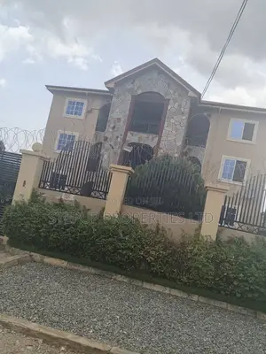 3bdrm Apartment in Oyarifa Teiman for rent