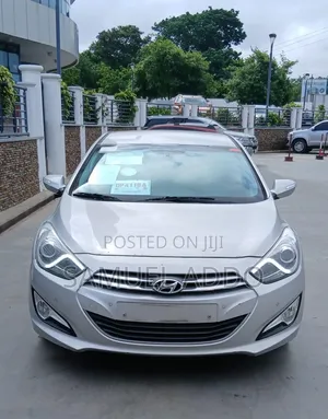 Hyundai i40 1.7 CRDi 136hp Sedan 2012 Silver