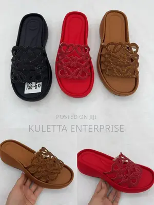 Heels/Slippers