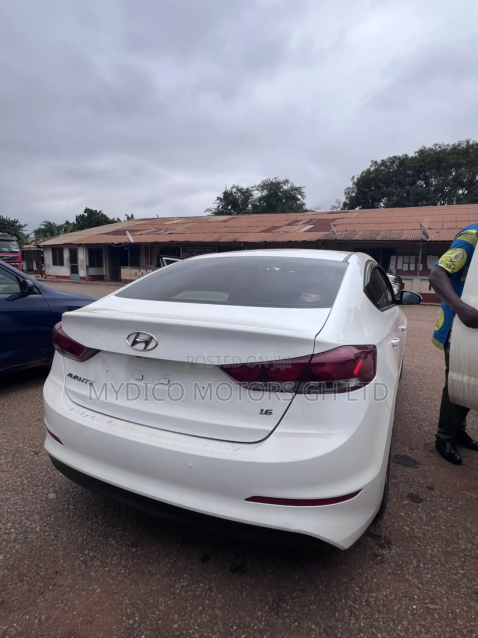 Hyundai Avante 2018 White