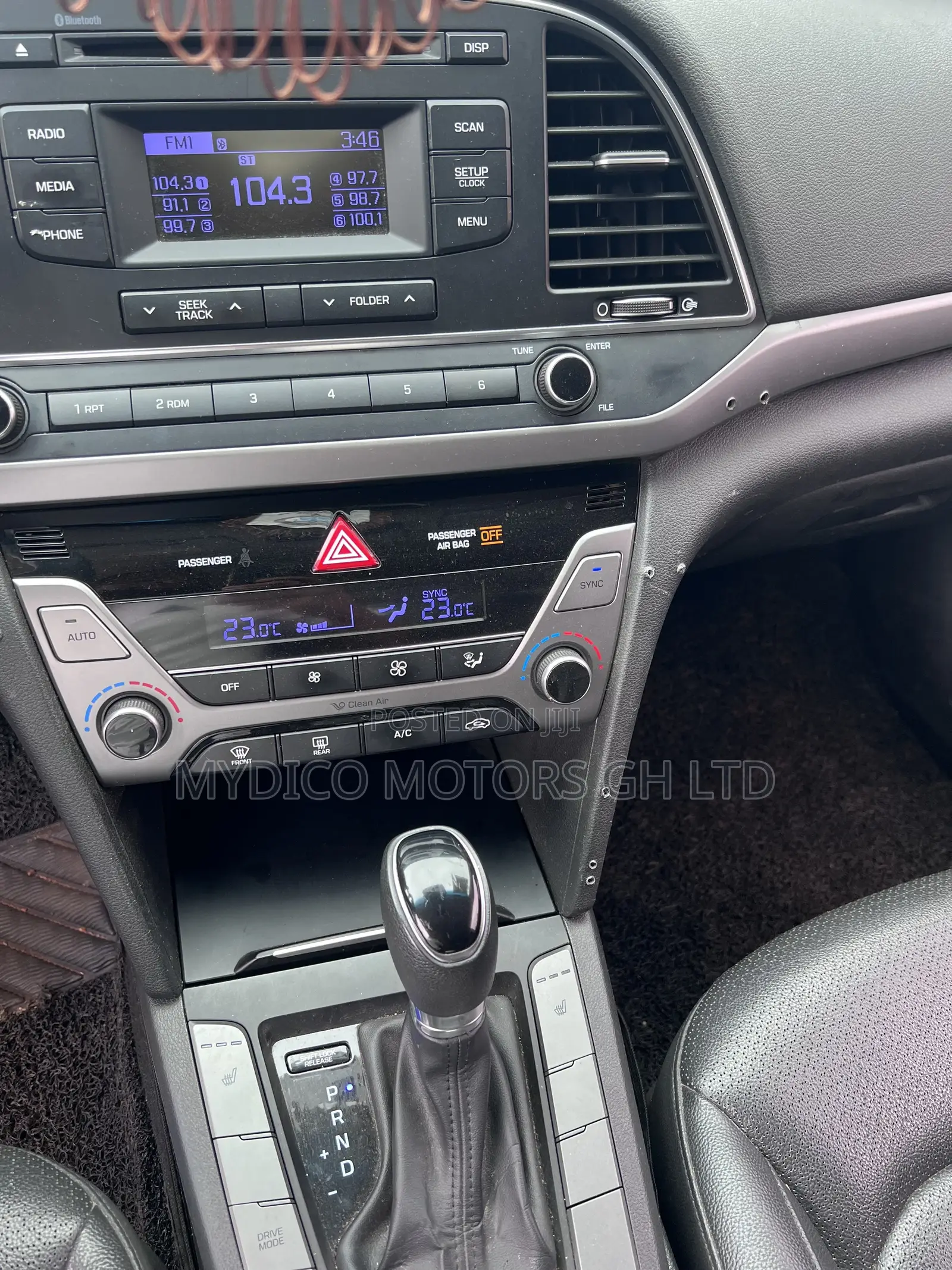 Hyundai Avante 2018 White