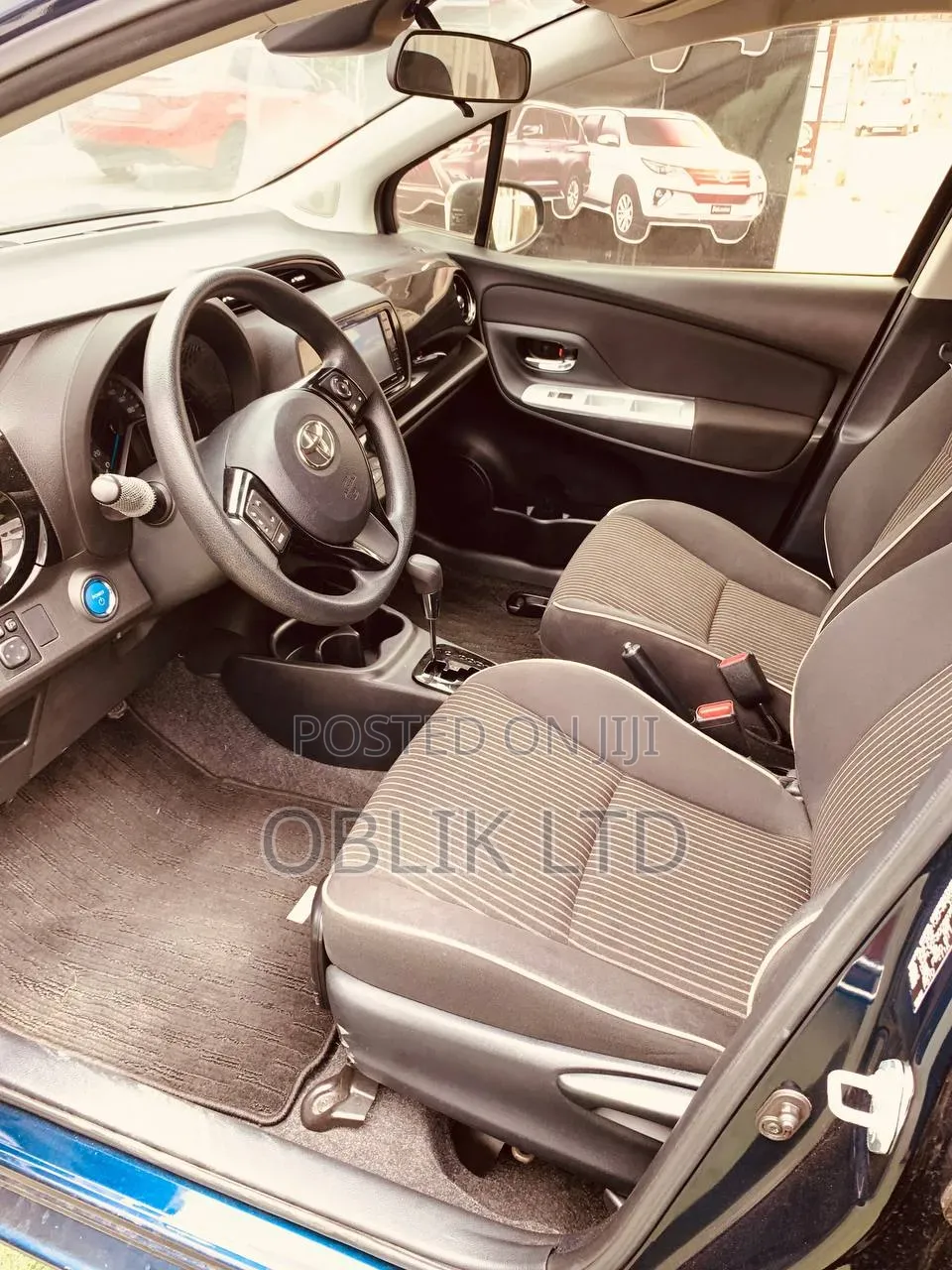 Toyota Vitz 1.5 FWD Hybrid 5dr 2017 Blue