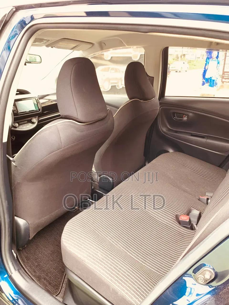 Toyota Vitz 1.5 FWD Hybrid 5dr 2017 Blue