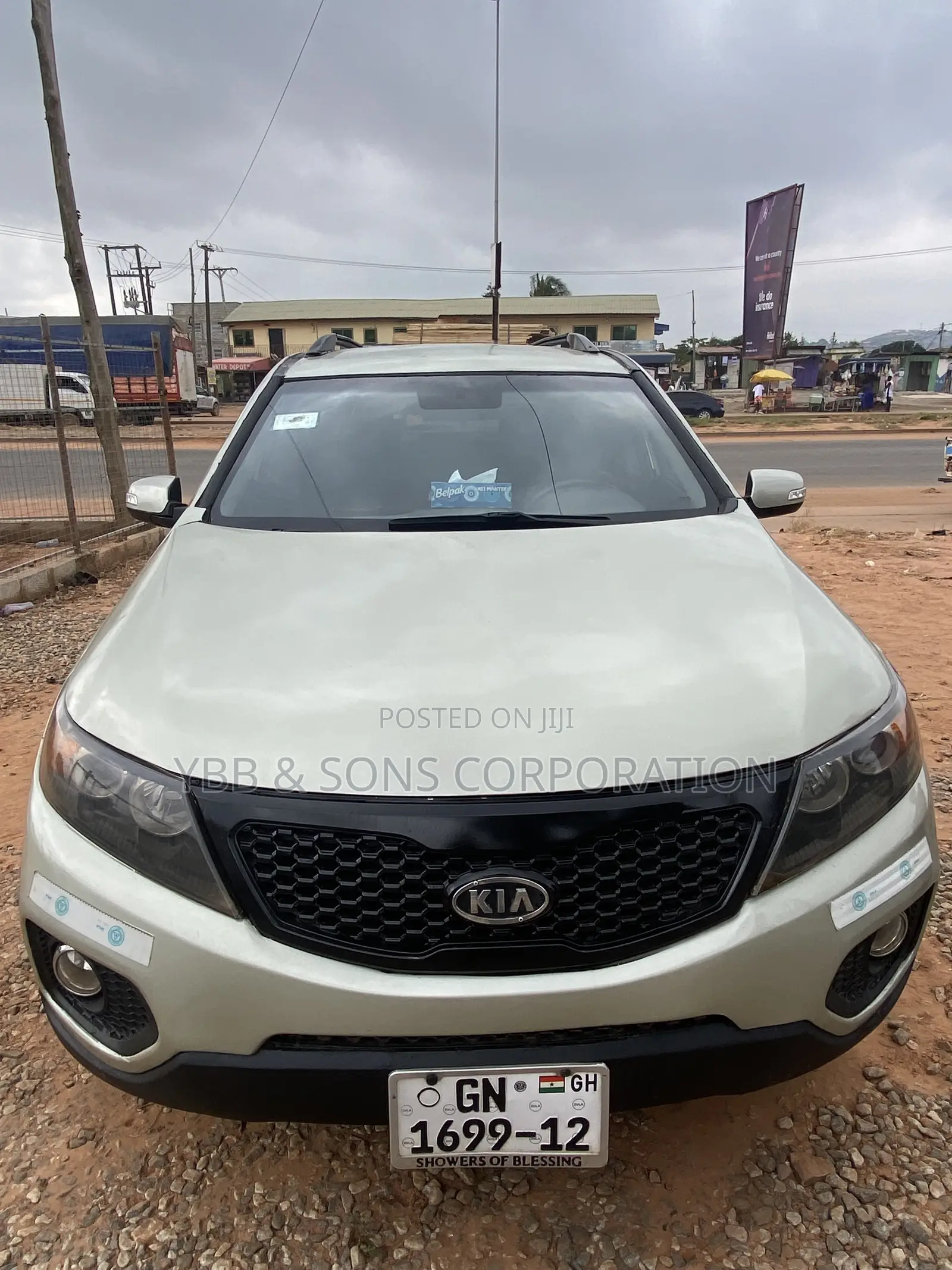 Kia Sorento 2011 Gold
