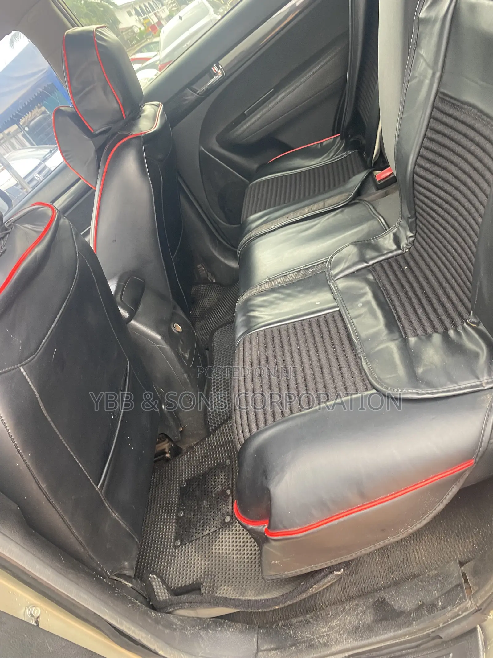 Kia Sorento 2011 Gold