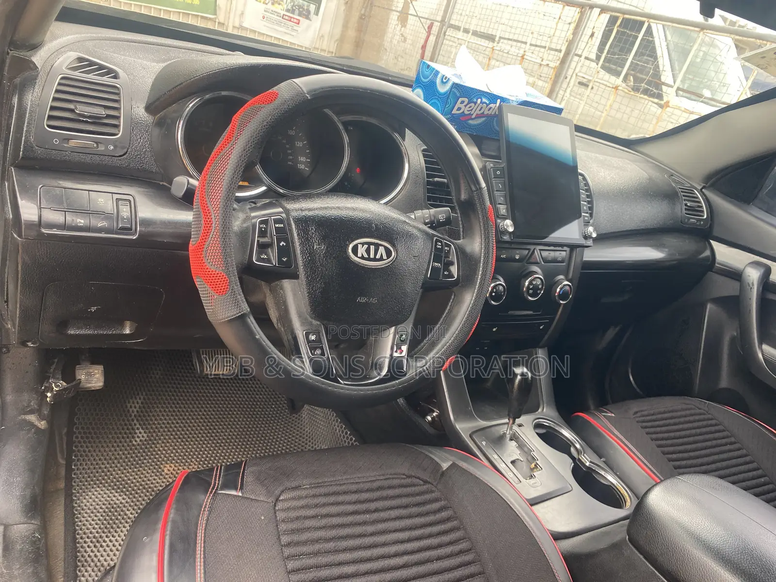 Kia Sorento 2011 Gold