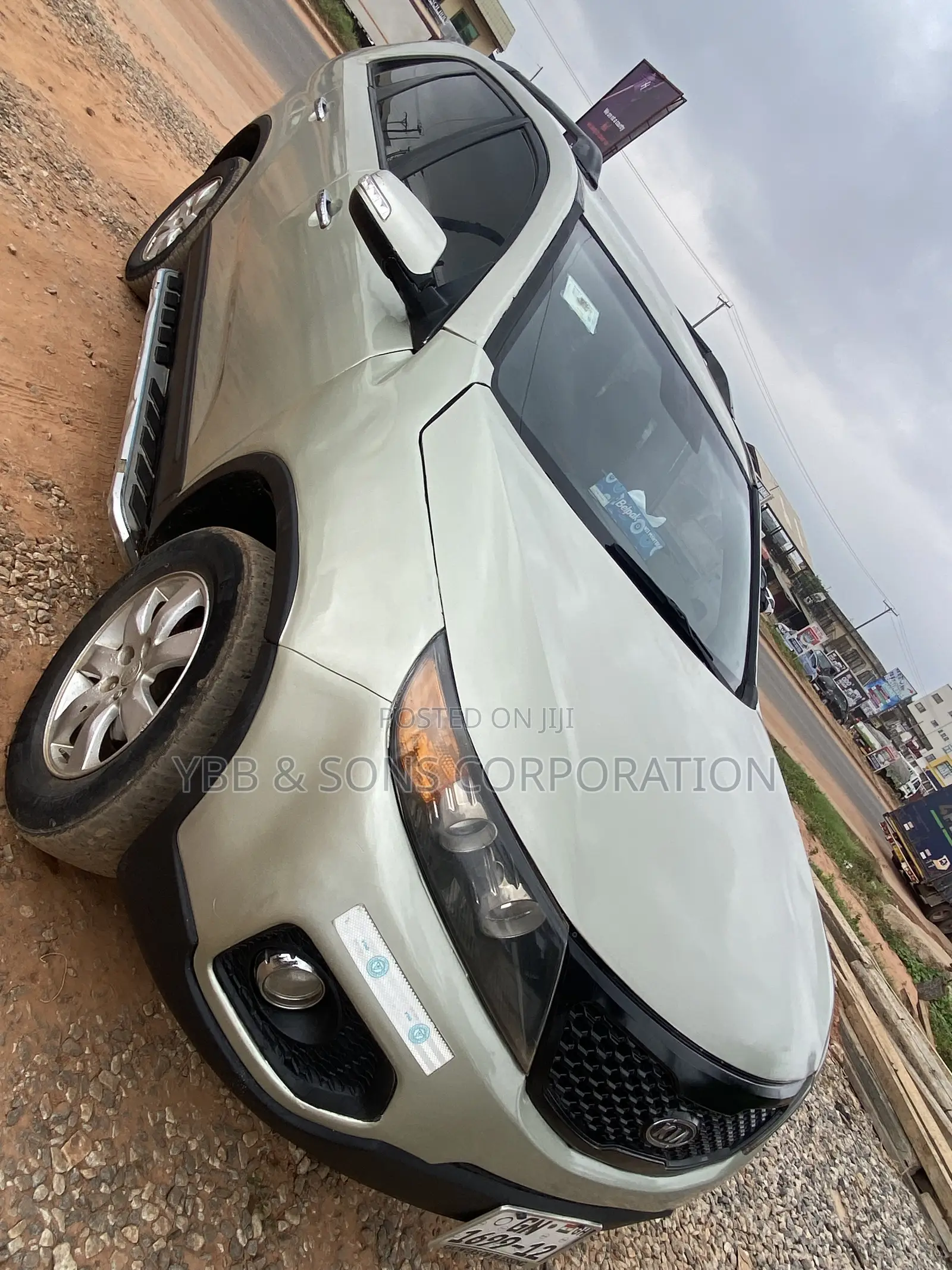 Kia Sorento 2011 Gold