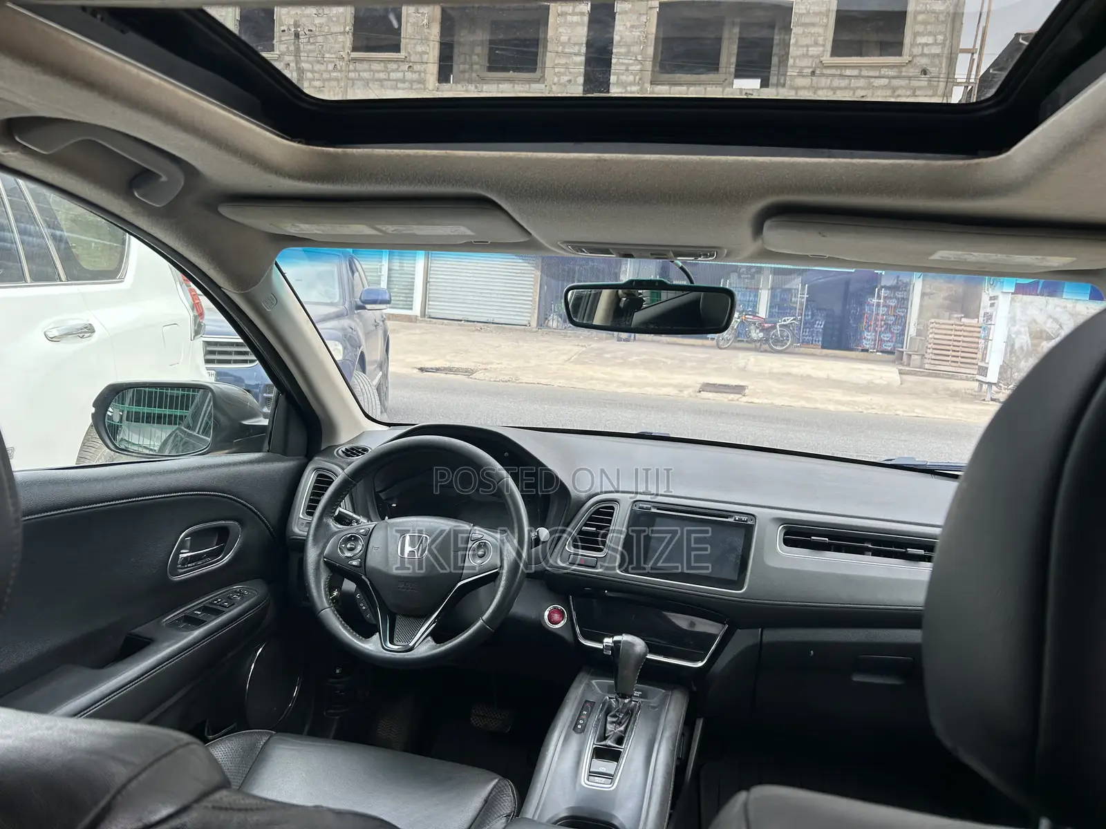 Honda HR-V 4dr SUV (1.5L 4cyl CVT) 2016 Gray