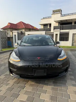 Tesla Model 3 Standard Range Plus RWD 2021 Black