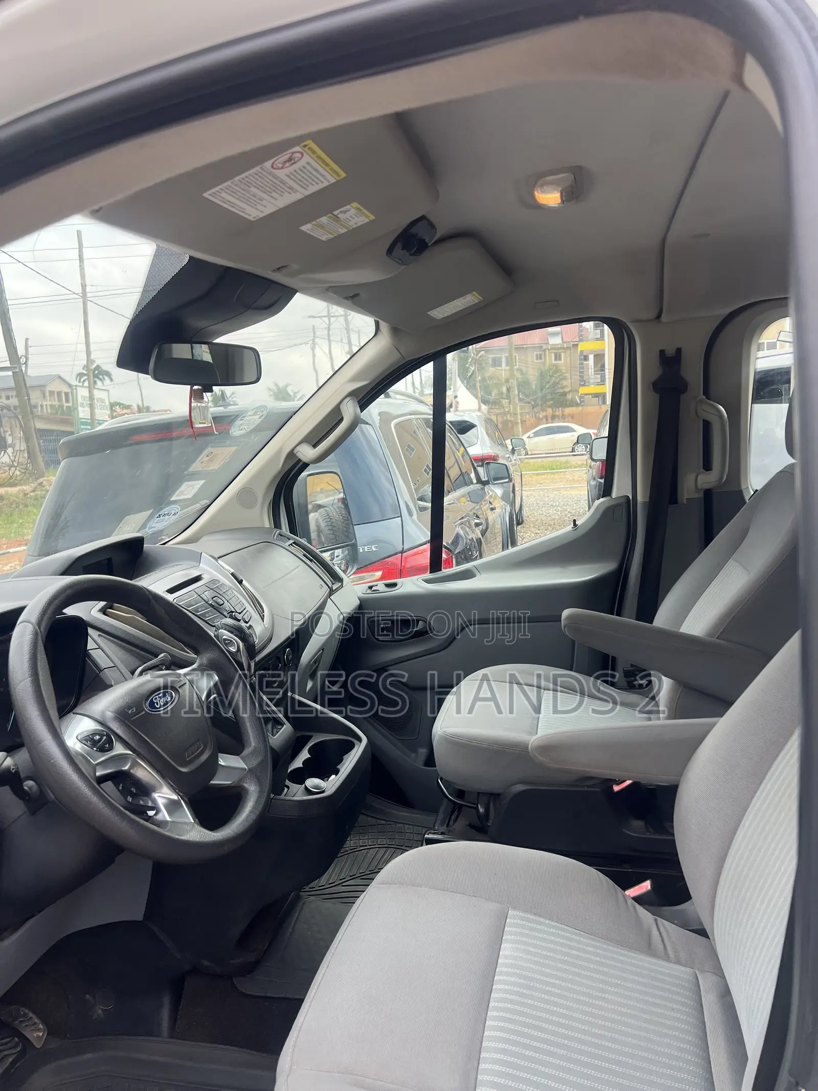 Ford Transit-350 2018 White