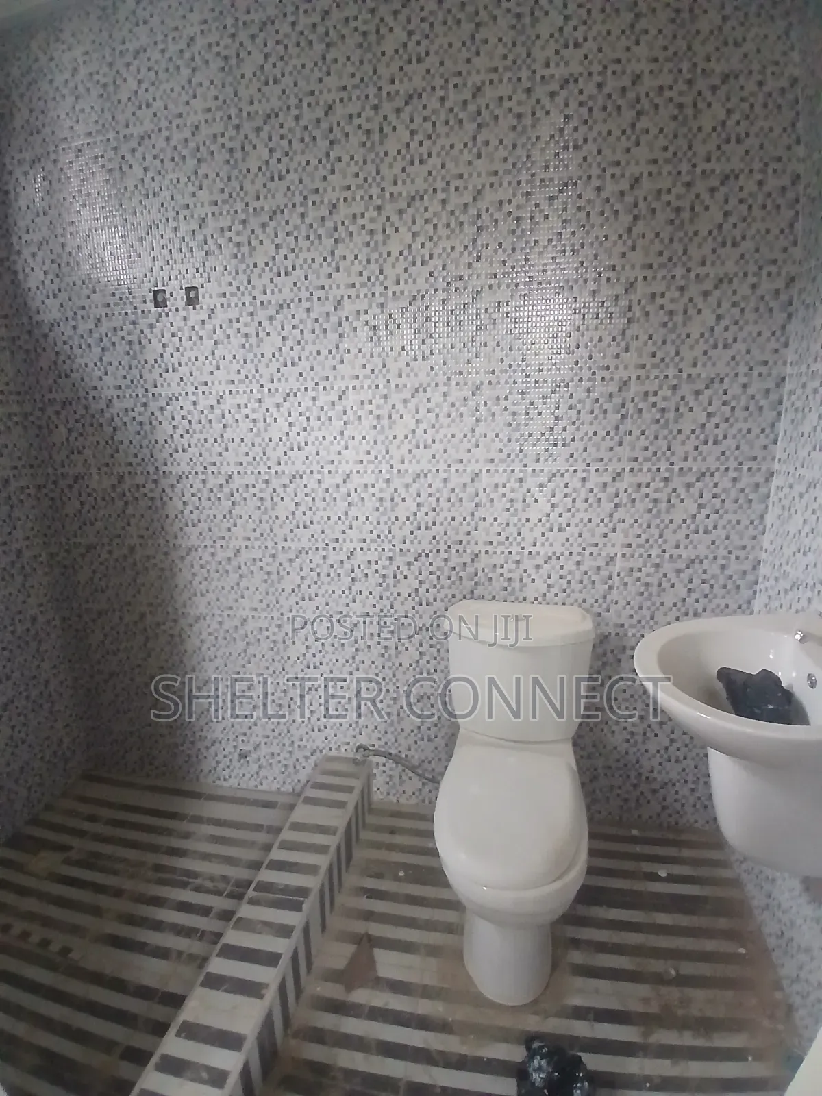 2bdrm Apartment in Oyarifa, Ghana Flag for rent