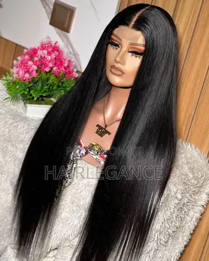 30”Kim K Silky Straight Blend Unit
