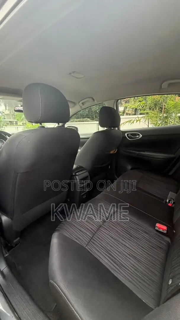 Nissan Sentra SV 2018 Gray