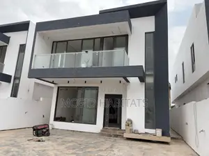 4bdrm House in Adenta for sale