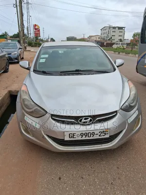 Hyundai Elantra 2013 Silver