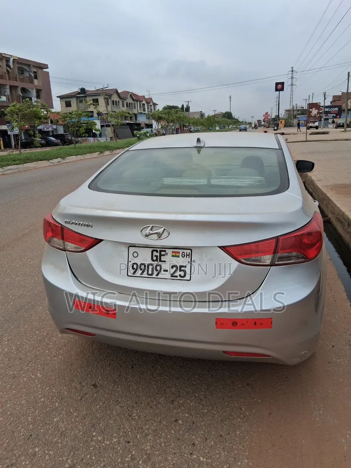 Hyundai Elantra 2013 Silver