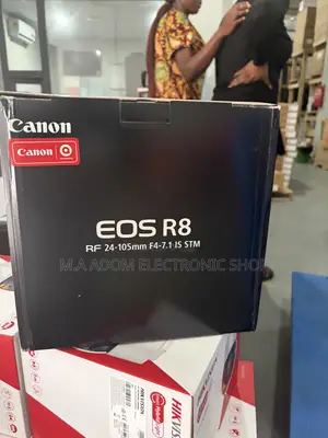 Canon Eos R8 Mirrorless Camera With 24-105 STM Lens