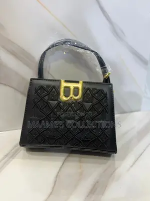Luxury Embroidered Top Handle Handbag With Crossbody Strap