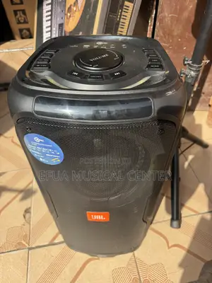 JBL Rechargeable Speaker With 2 Microphones